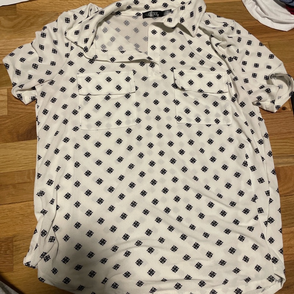 cure top with pockets!